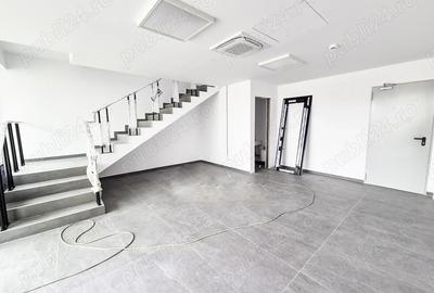Spațiu comercial, de 960 mp, în Central - 4