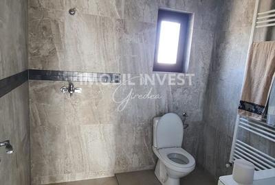 Casă cu 3 camere cu Teren 500 Mp în Central - 2