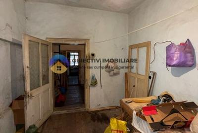 Casa + teren spatios de vanzare - Girov - 16
