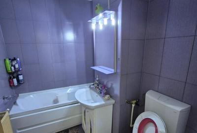 Apartament 2 camere, decomandat, str. Zambilelor - 2