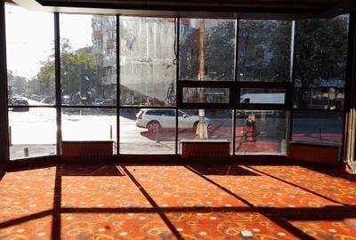 Proprietar inchiriez spatiu comercial ULTRACENTRAL Ion Mihalache 62 - 2