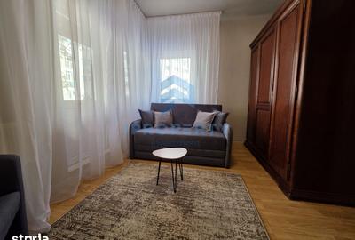 Apartament cu 3 camere decomandat în 13 Septembrie