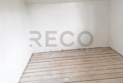 Casă cu 5 camere cu Teren 900 Mp în Tileagd - 10