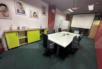 Spațiu comercial, de 500 mp, în Central - 16