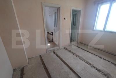 Casa 140mp,curte si teren imprejmuit 800mp,+teren extravilan 2ha, zona Monor - 10