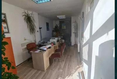 Spațiu comercial, de 30 mp, în 13 Decembrie - 4