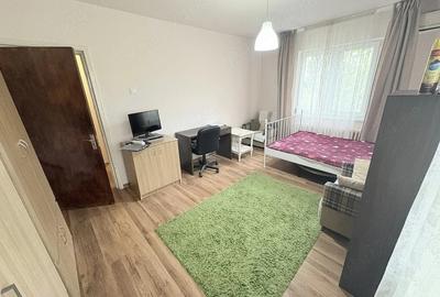 Garsonieră decomandată în Berceni