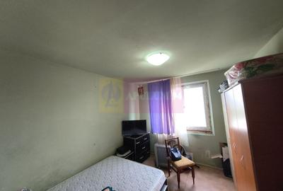 Apartament cu 3 camere decomandat, mobilat în Colentina - 2