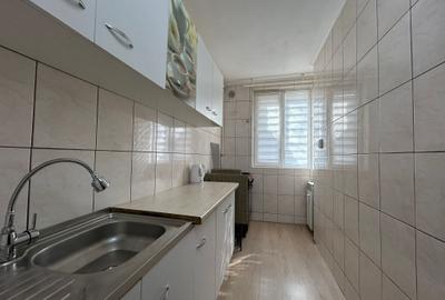 Garsonieră decomandată, mobilată în Titan - 5