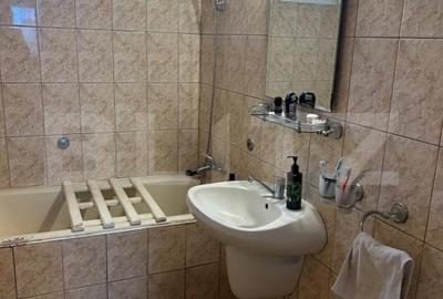 Apartament de vanzare, cu 2 camere, 40 mp, zona Profi - Rodnei - 3