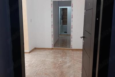 Apartament cu 3 camere decomandat în Central - 1