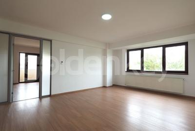 Apartament spatios cu 4 camere nemobilat - 2