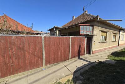 Casă cu 3 camere cu Teren 227 Mp în Central - 3