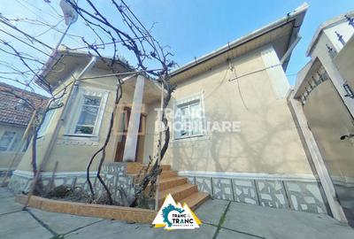 Casă cu 9 camere cu Canalizare în Cermei - 2