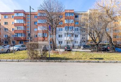 Apartament cu 2 camere circular în Tractorul - 1