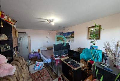 Apartament cu 4 camere decomandat în Dârste - 8