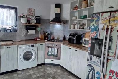Casă cu 4 camere cu Teren 450 Mp în 1 Decembrie - 18