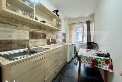 Garsonieră decomandată în Rogerius