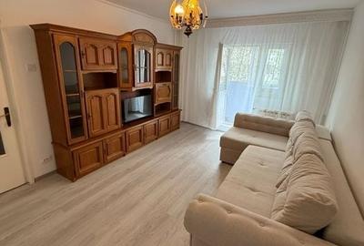Apartament cu 3 camere decomandat, mobilat în Dristor