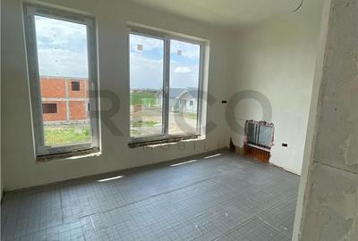 Apartament cu 2 camere în Sântandrei - 2