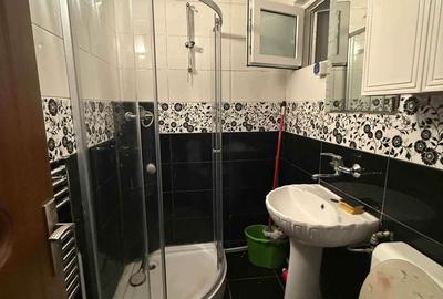 Apartament cu 3 camere semidecomandat, mobilat în Viziru 1 - 5