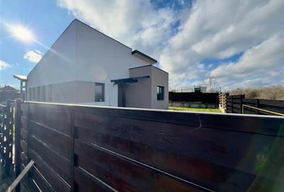 Casa individuala parter cu priveliste panoramică in Hlincea strada privata - 15