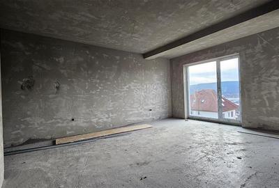 Apartament cu 3 camere semidecomandat în Baciu - 9