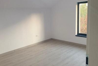 2 Vile/Case noi, de vânzare la munte in loc. Breaza - Prahova - 10