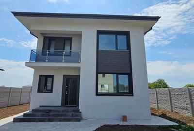 Vila/Casa individuala 4 camere/Com.Berceni - 2