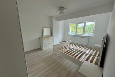Inchiriez apartament 3 camere - 11