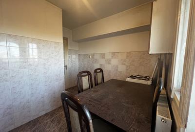 Apartament 3 camere, decomandat, etaj 3, zona Sagului - 7