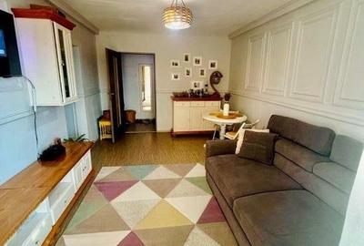 CENTRAL APARTAMENT CU 2 CAMERE ST 54 MP PRET 114000 EURO