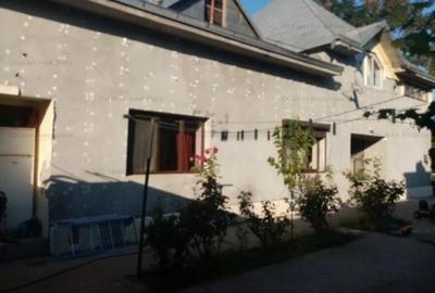 Casă cu 6 camere cu Teren 498 Mp în Apollo - 2