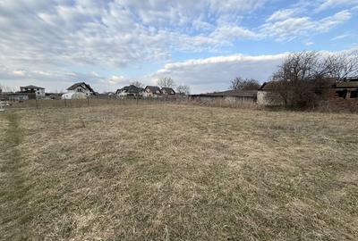 Teren Construcții intravilan de 808 mp, în Central - 1