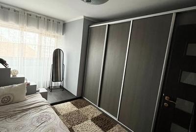 Apartament cu 4 camere decomandat în Broșteni - 5