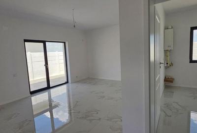 Casă cu 4 camere semidecomandat cu Teren 350 Mp în Clinceni - 16