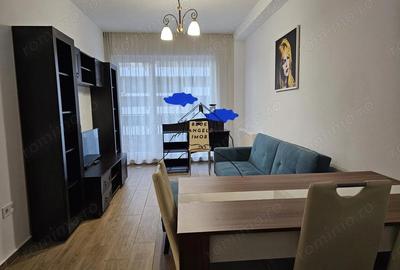 Apartament cu 2 camere semidecomandat în Tractorul - 15
