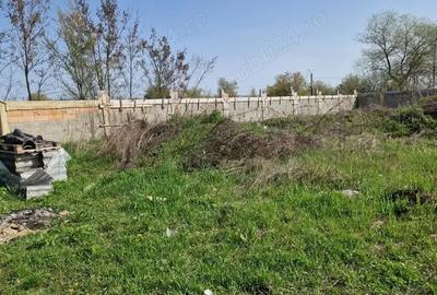 Teren de 700 mp, în Central - 7