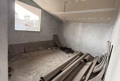 Casă cu 5 camere cu Teren 390 Mp în Dorobanți - 4