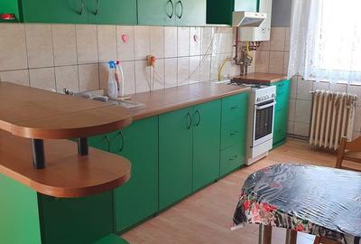 Apartament cu 3 camere în Central - 1