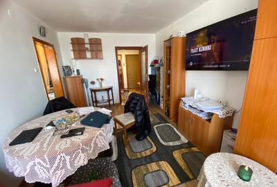 Apartament cu 3 camere semidecomandat în Uverturii - 10