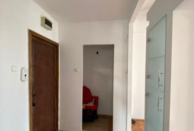 Apartament cu 2 camere, 50 mp, zona Decebal - 4