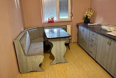 Apartament cu 3 camere semidecomandat în Central - 14