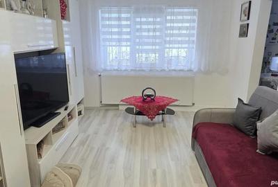 Garsonieră semidecomandată în Micro 15 - 1