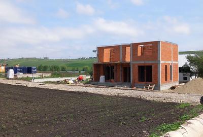 Casă cu 4 camere în Exterior Vest - 16