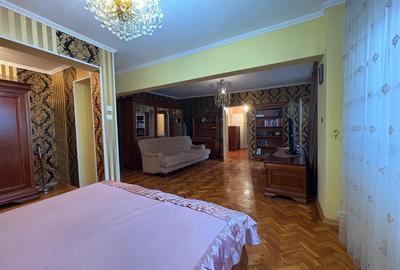 Apartament cu 4 camere semidecomandat, mobilat în Moșilor - 14