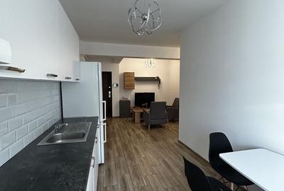 Apartament cu 3 camere semidecomandat, mobilat în Alfa - 10