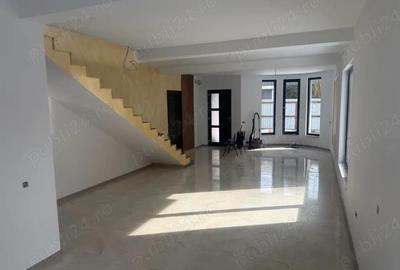 Casă cu 3 camere cu Teren 400 Mp în Costi - 3