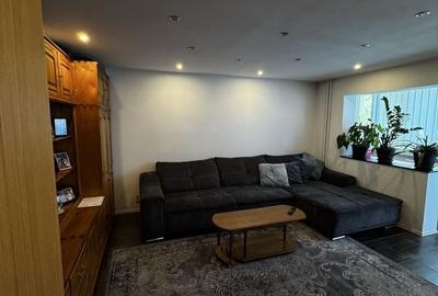 Apartament cu 2 camere decomandat în Exterior Vest