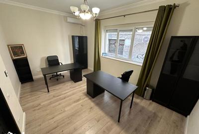 Apartament cu 3 camere în Ultracentral